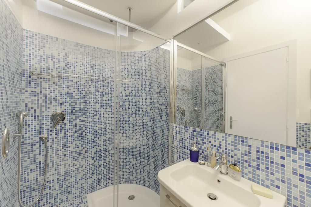 Vittoria Apartment
